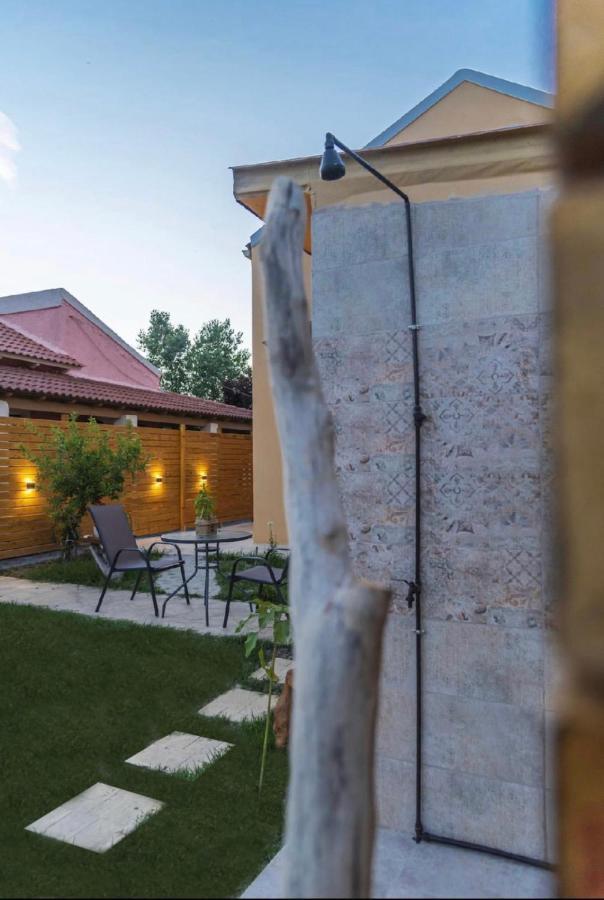 Burnelia Vacation House ليفكيمي المظهر الخارجي الصورة